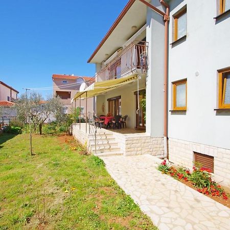 Apartment Ana Pula Buitenkant foto