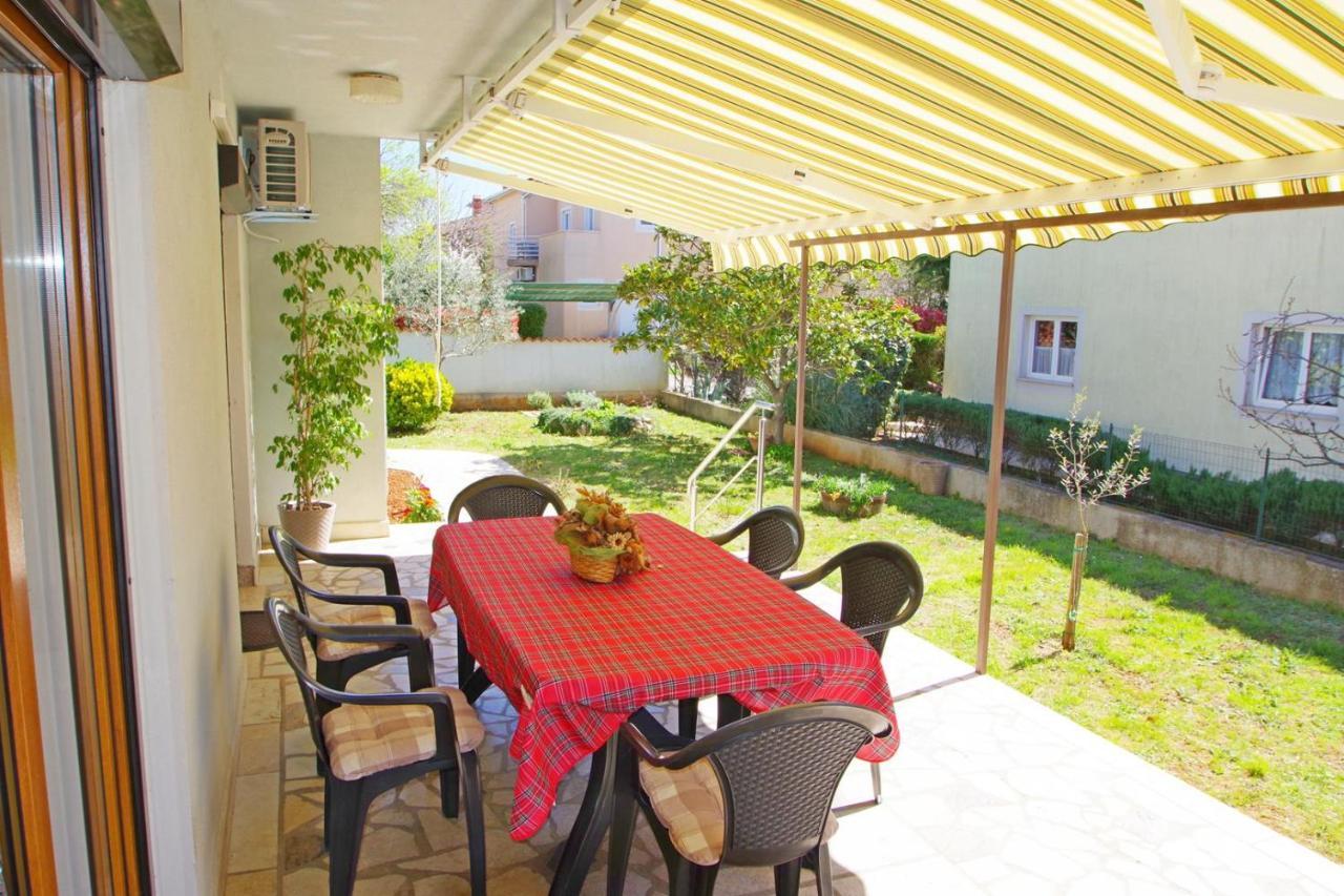 Apartment Ana Pula Buitenkant foto