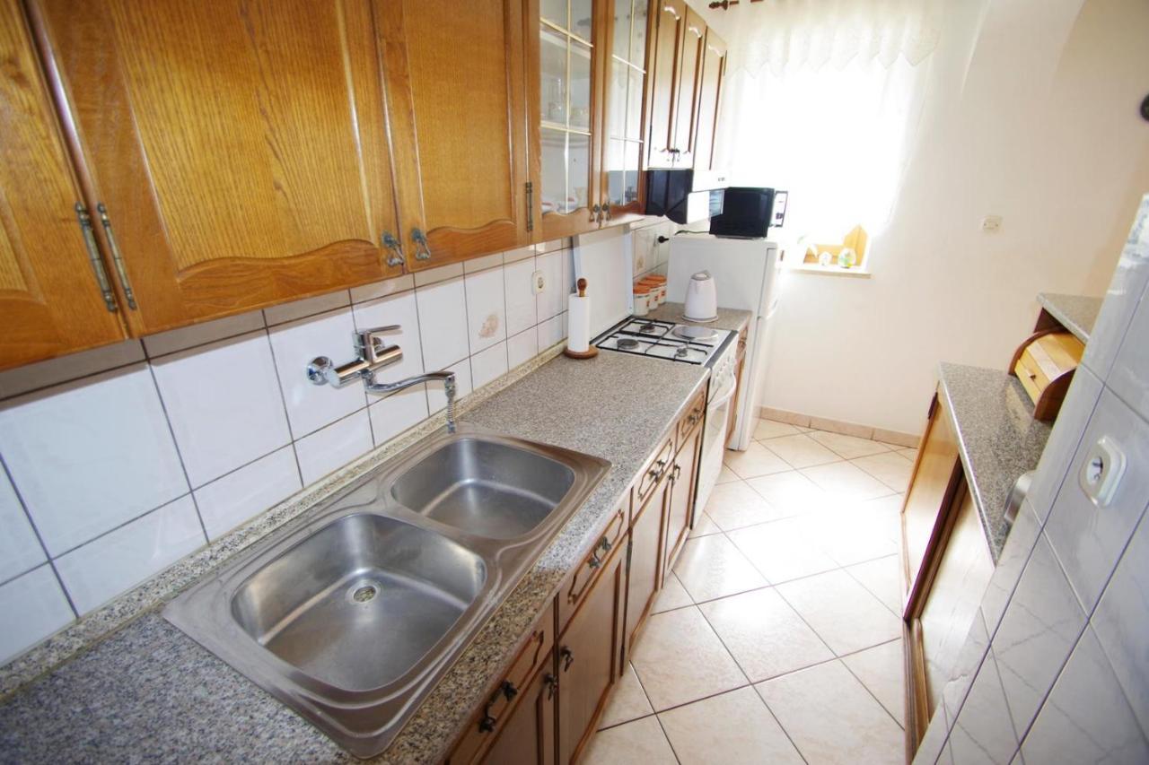 Apartment Ana Pula Buitenkant foto